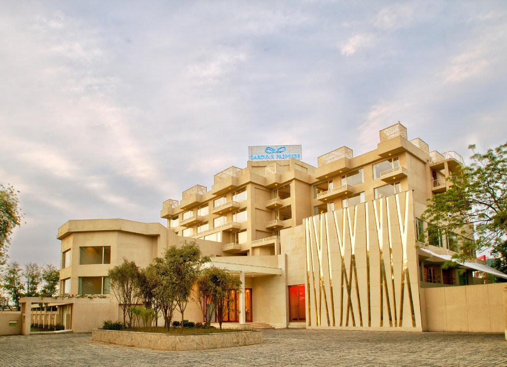 Фото Sarovar Premiere Jaipur