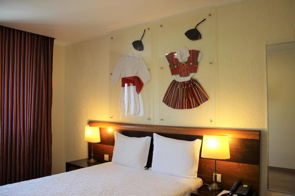 Фото Elmore Lodge Motel