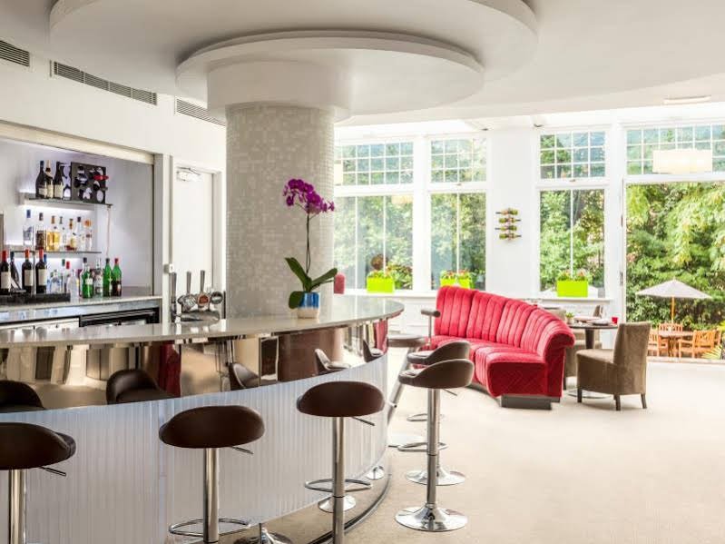 Фото Ember Locke Kensington