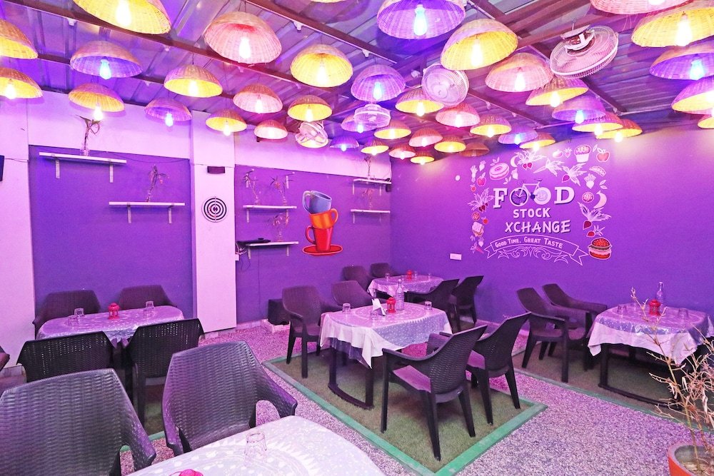 Фото Oyo 29423 03 Townhouse Inn