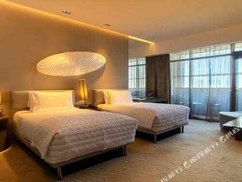 Гостиница Le Meridien Qingdao West Coast Resort