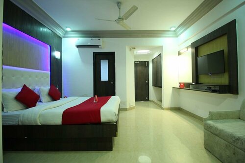 Гостиница Oyo 2336 Hotel Shri Krishna Palace в Ахмадабаде