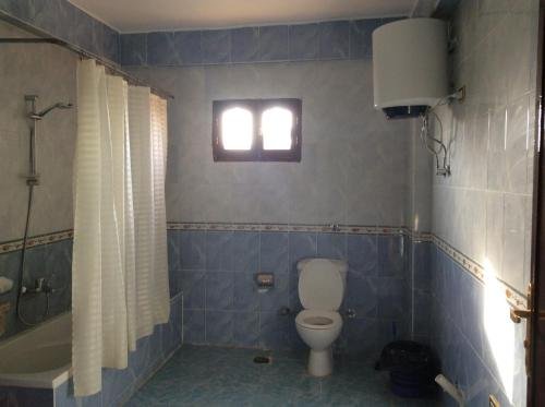 Фото Full Moon House