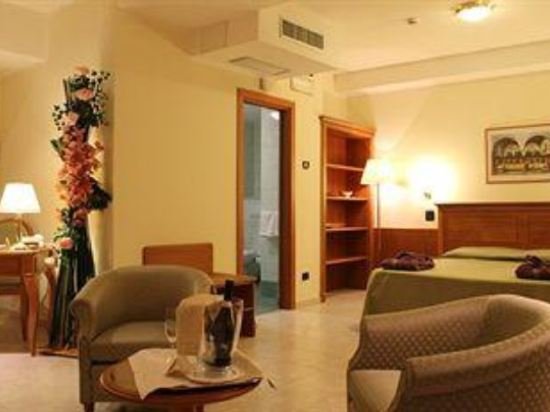 Фото Grand Hotel Victoria
