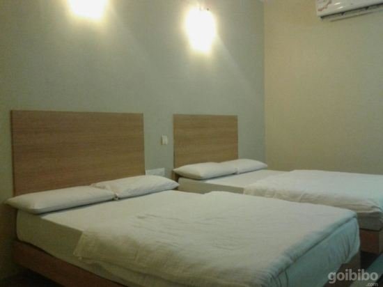 Фото Hotel B M Shree Residency