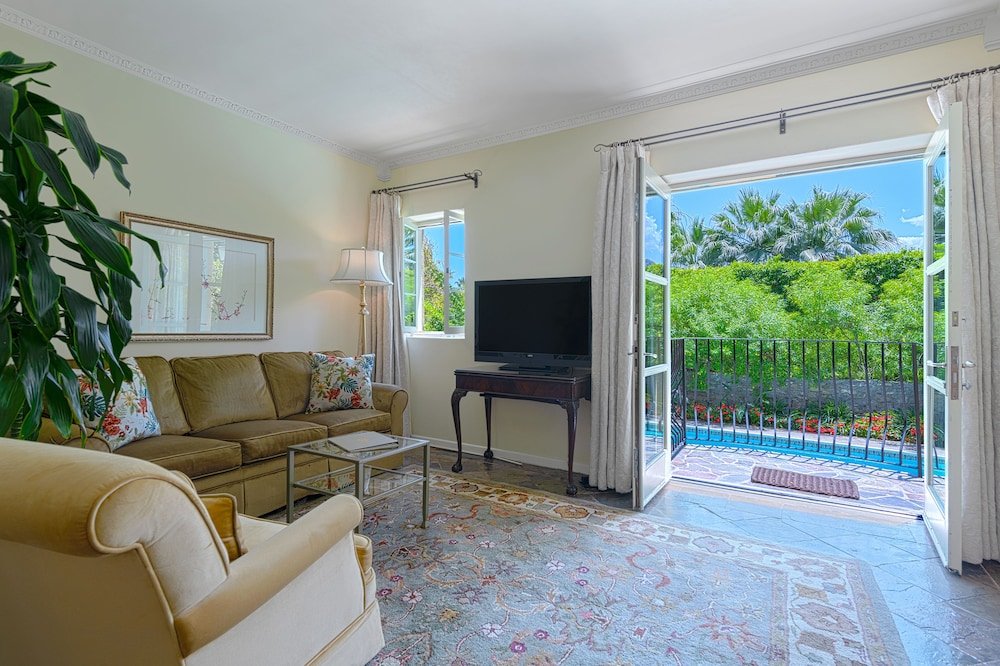 Фото The Willows Historic Palm Springs Inn