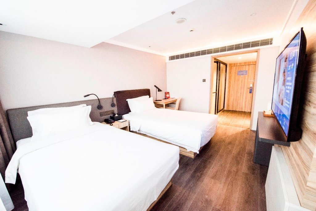 Фото Manxin Beijing Guangqumen Hotel