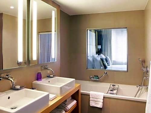 Фото Le Louise Hotel Brussels - MGallery