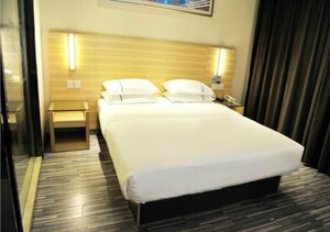 City Comfort Inn Jingmen Zhongjian Jinxiang Square (Hubei Province, Jingmen City), hotel