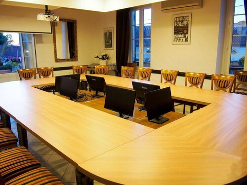 Гостиница Logis Hostellerie des Ducs в Марманде