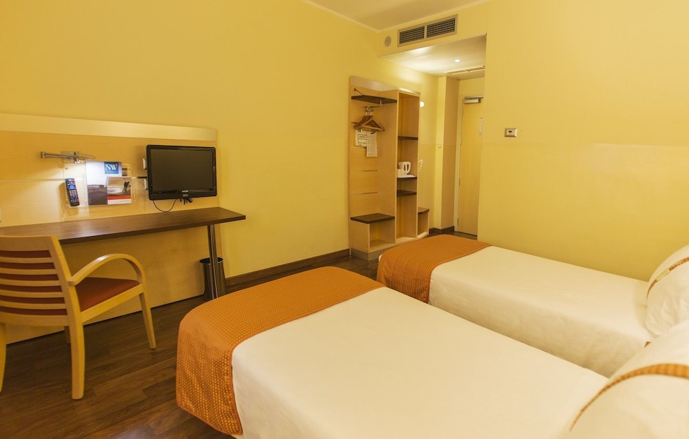 Фото Holiday Inn Express Milan - Malpensa Airport, an Ihg Hotel