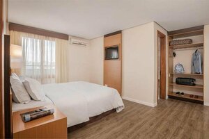 Гостиница Piazza Navona Porto Alegre by Intercity