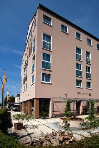 Фото отеля 3