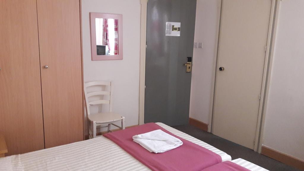 Фото Tropicana Hotel