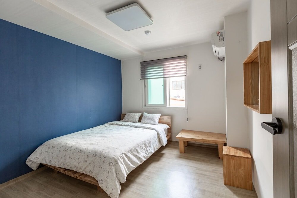 Фото Gongju Einhaus Guesthouse 1