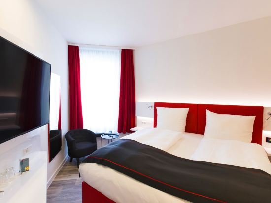 Фото Dormero Hotel Roth