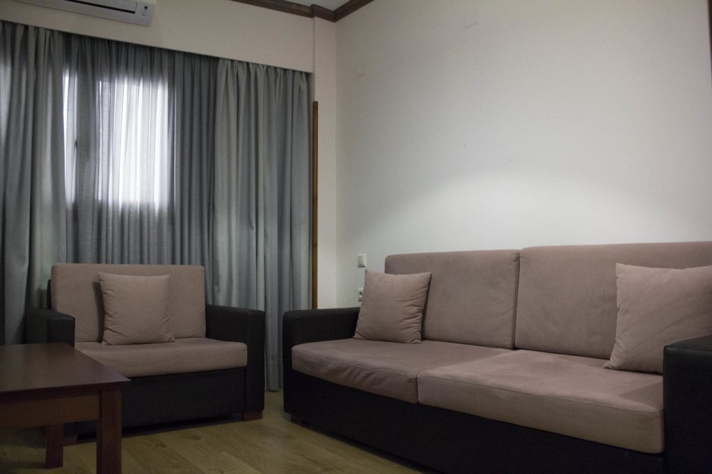 Фото Kentrikon Hotel