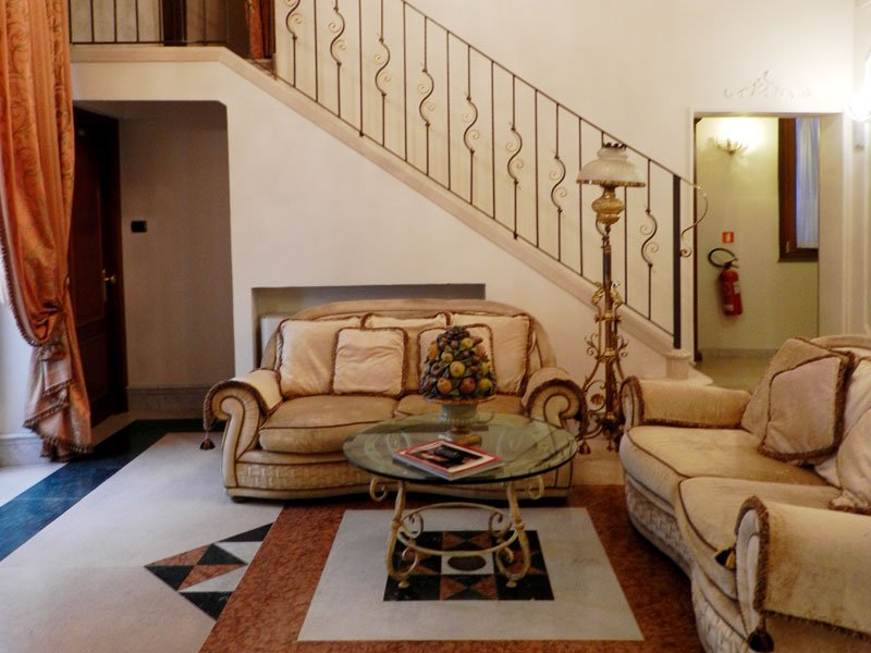 Фото Domus Florentiae Hotel