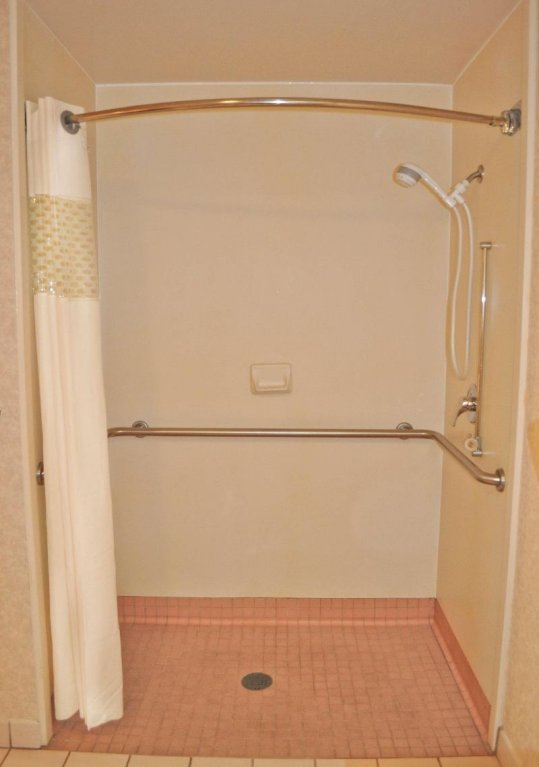 Фото Hampton Inn & Suites Nashville-Green Hills