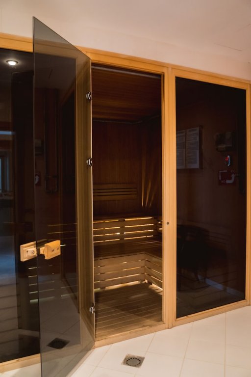 Фото Marriott Executive Apartments Atyrau