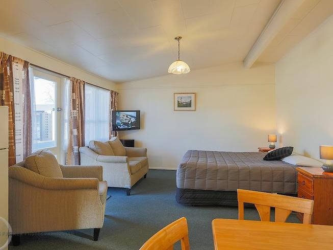 Фото 18th Avenue Thermal Motel