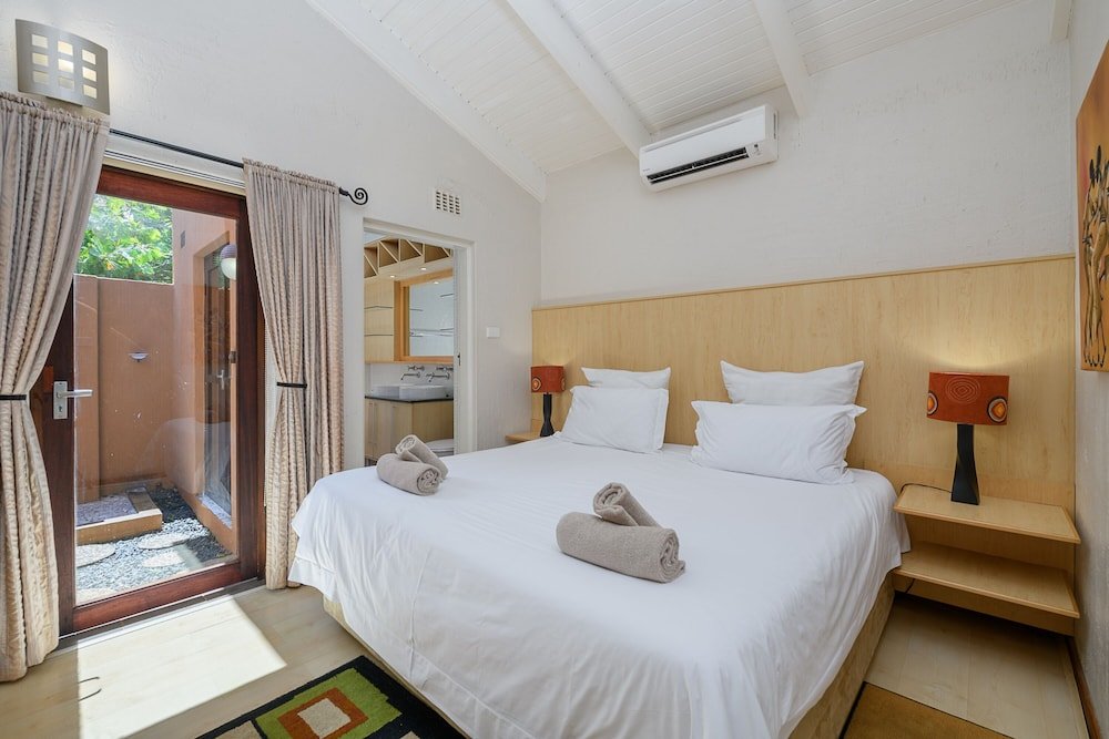 Фото San Lameer Villa Rentals 2907