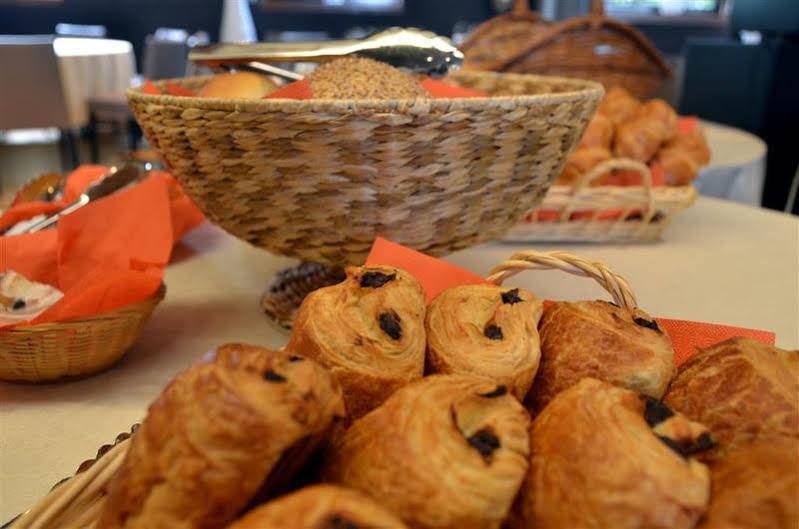 Фото Hotel L' Amandier