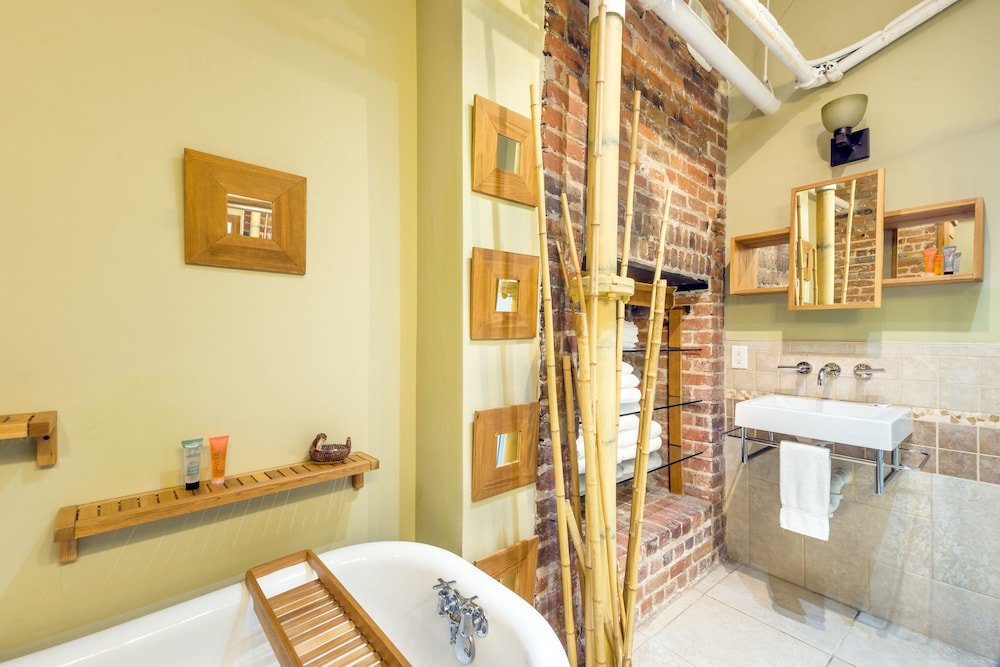 Фото Les Lofts St-Jo - by Les Lofts Vieux-Québec