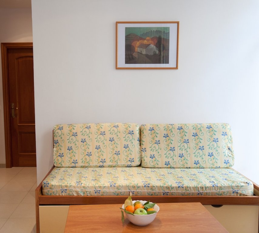 Фото Apartamentos Royal