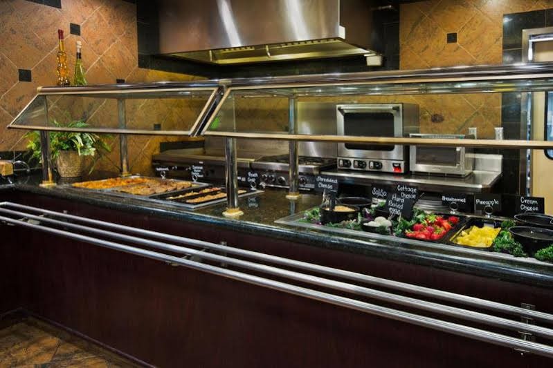 Фото Oxford Suites Spokane Valley