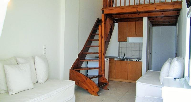 Фото Petradi Beach Lounge Hotel