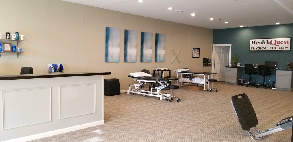 Medical center, clinic HealthQuest Physical Therapy - New Baltimore, State of Michigan, photo