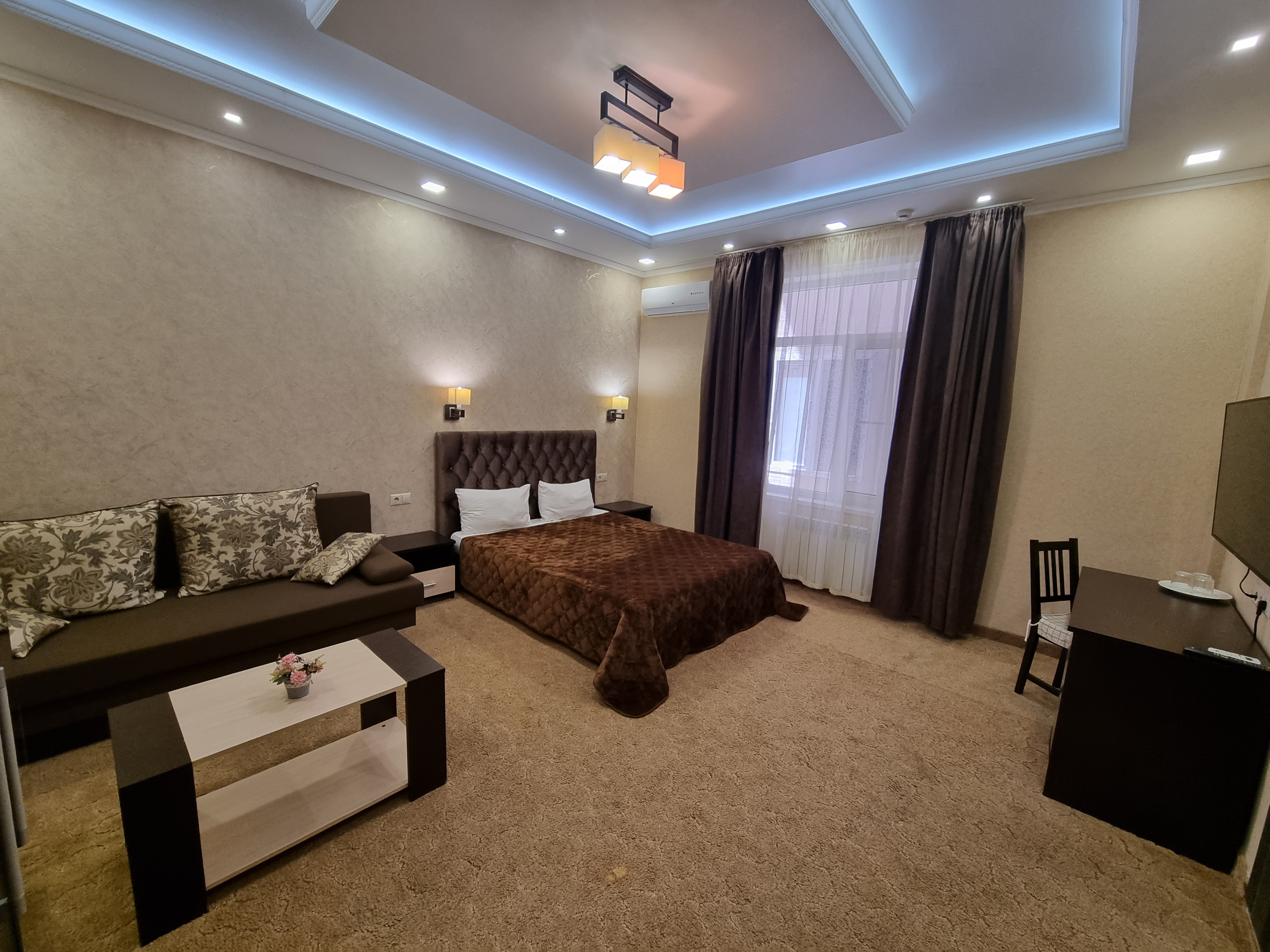 Фото Восток