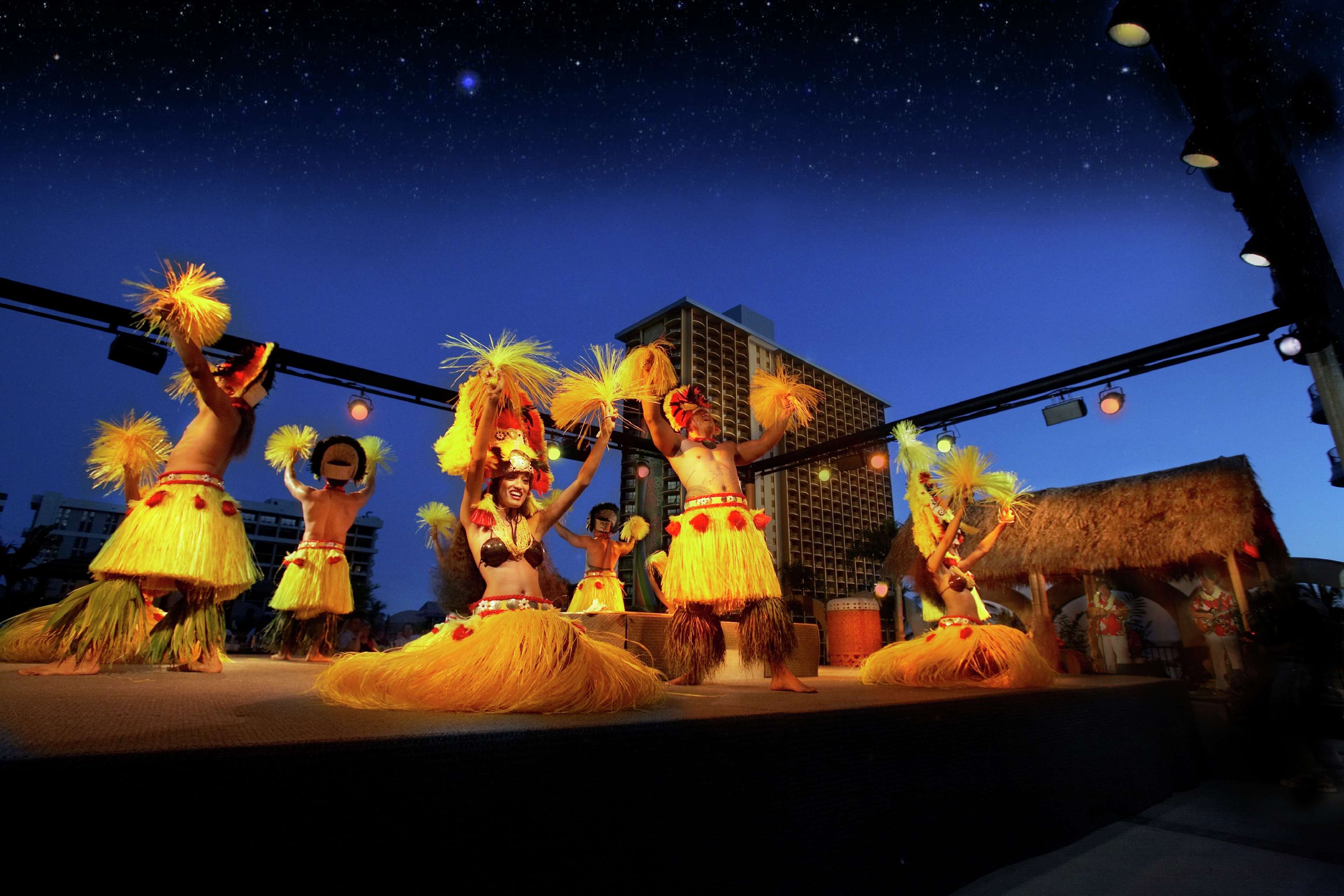 Фото Hilton Grand Vacations Club at Hilton Hawaiian Village