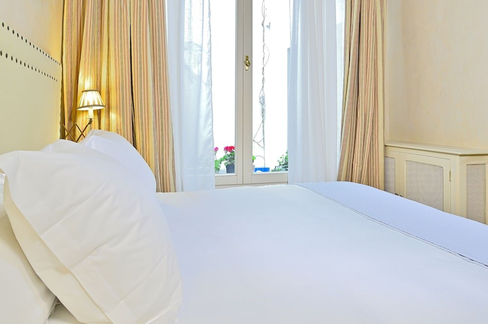 Фото Ch Apartments Rooftop Terrace