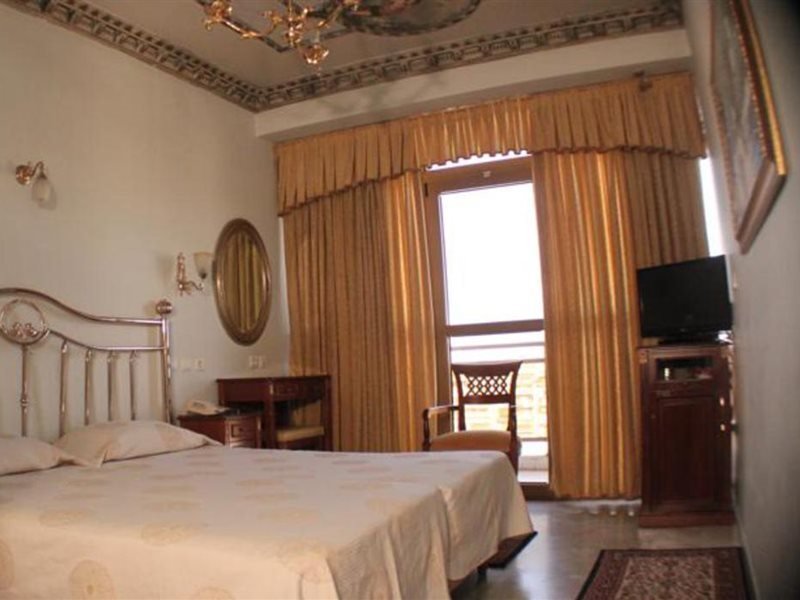 Фото Imperial Palace Hotel