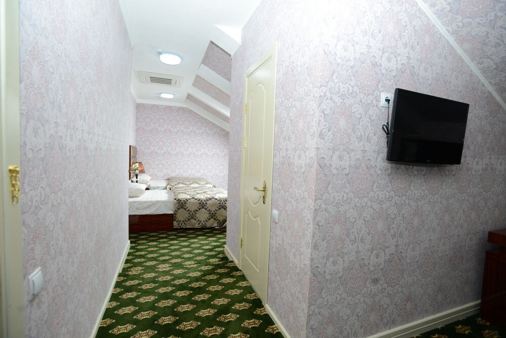 Фото City Line Boutique Hotel 
