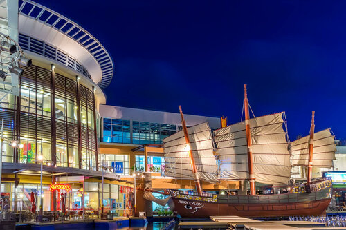 Внешний вид отеля Holiday Inn Express Phuket Patong Beach Central в Патонге, фото 1