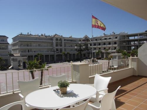 Фото Apartamentos Toboso Plaza