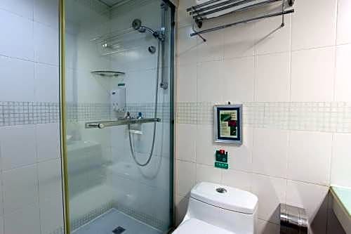 Фото Zhuhai Special Economic Zone Hotel