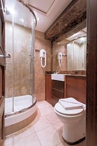 Фото London Plaza Serviced Apartments