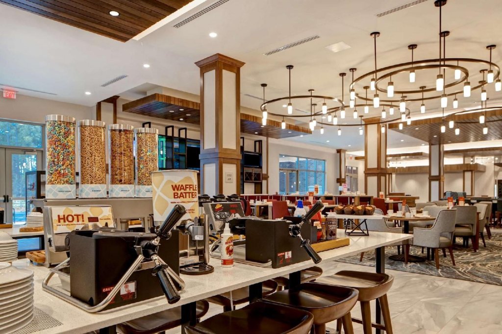 Фото Homewood Suites by Hilton Summerville