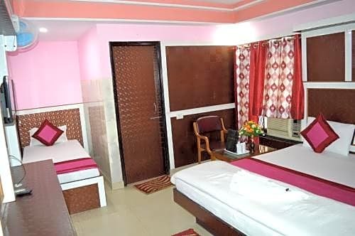 Фото Hotel Su Shree Continental