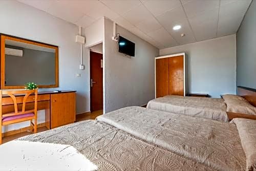 Фото Marisol Hotel