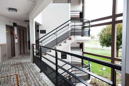 Гостиница Kyriad Direct Clermont Ferrand Nord - Gerzat в Клермон-Ферране