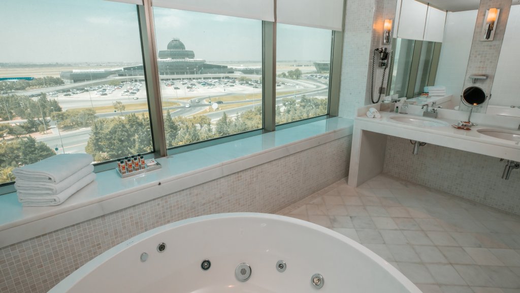 Фото Fly Inn Baku