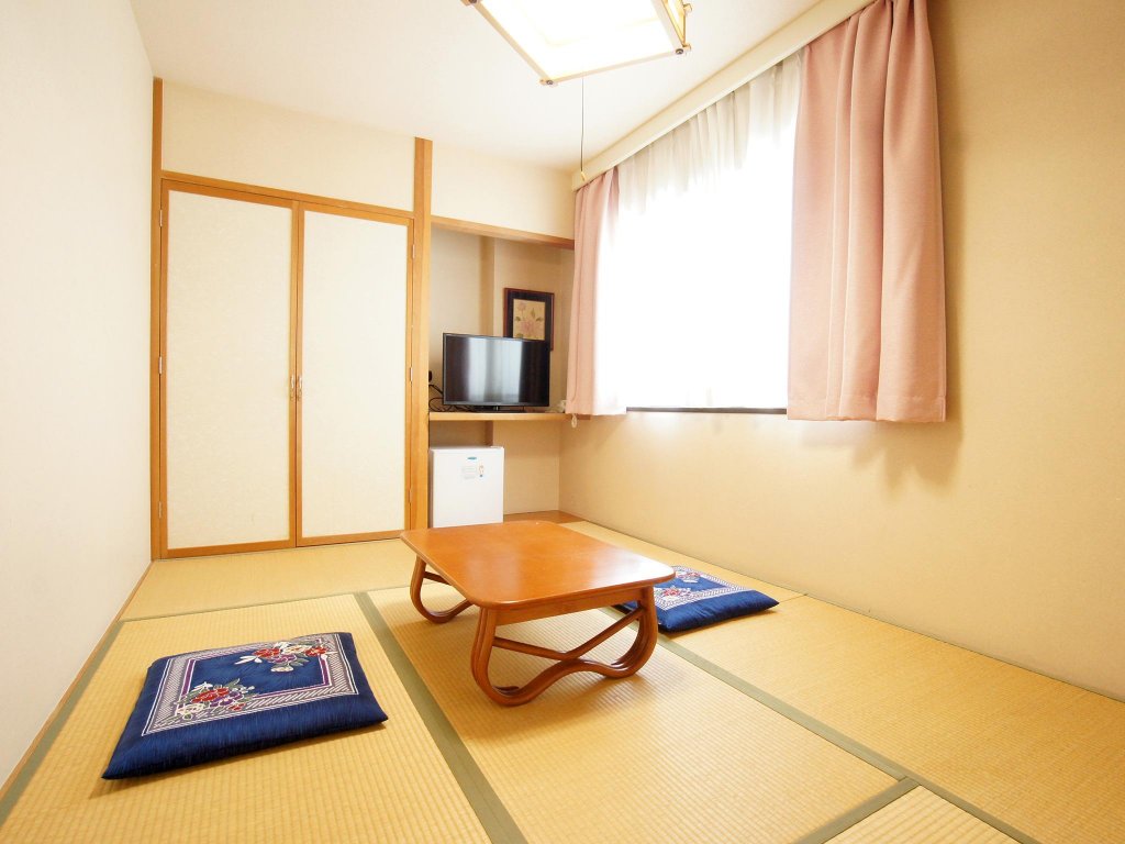 Фото Royal Inn Shinyamaguchi