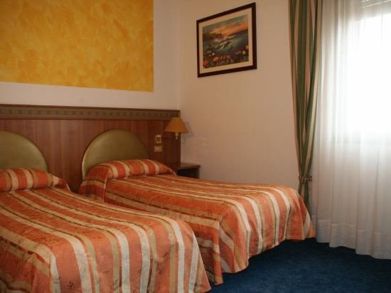 Фото Hotel Kristall