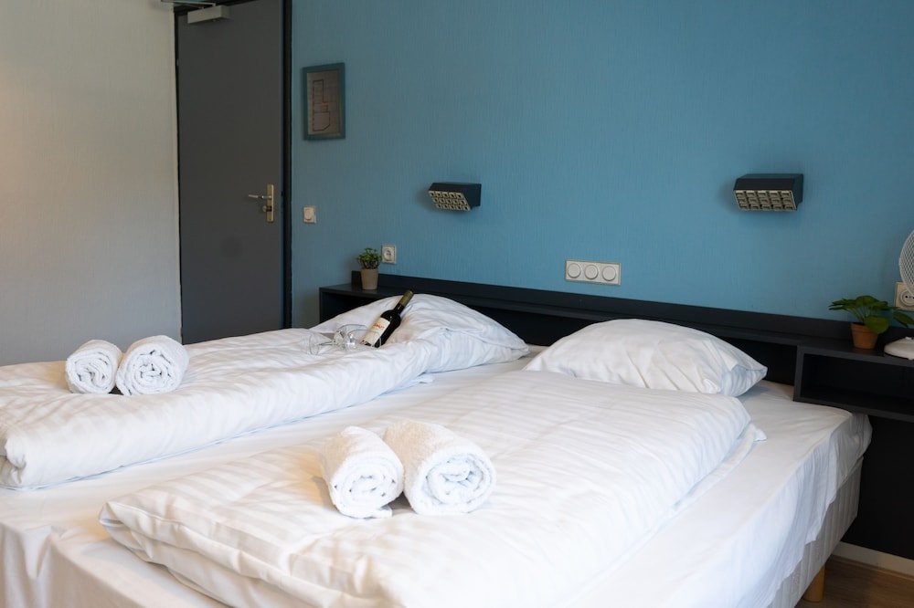 Фото Hotel Gaudi