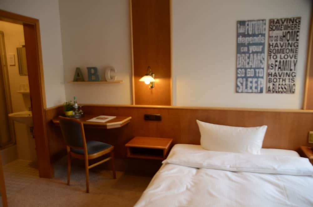 Фото Hotel Mainblick